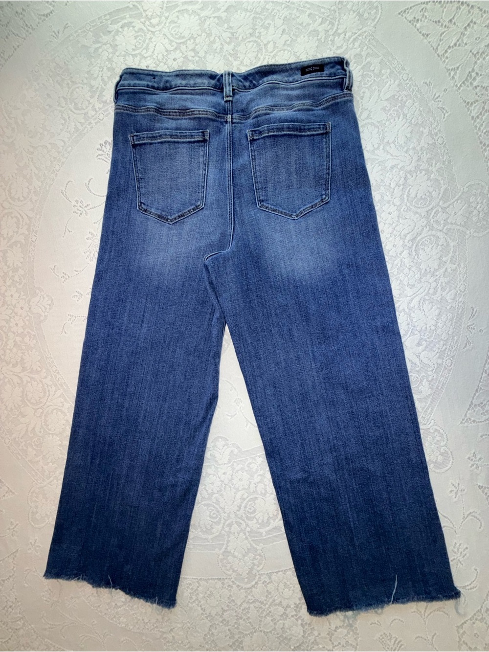 Liverpool woman’s high-rise Wide-Leg raw hem cropped Jeans in Dark‎ Blue 12/31 - Picture 2 of 16